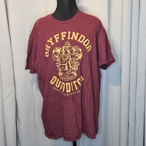 Harry Potter | Gryffindor Quidditch Team Graphic Tee | Size XL